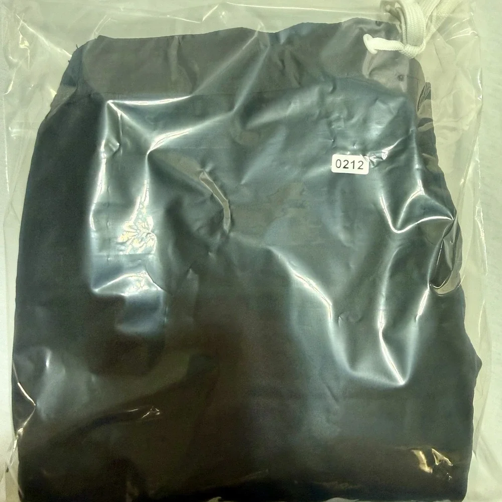 Disney Parks Swim Trunks Mens XL‎ Black Pocket Drawstring Polyester Inseam 9